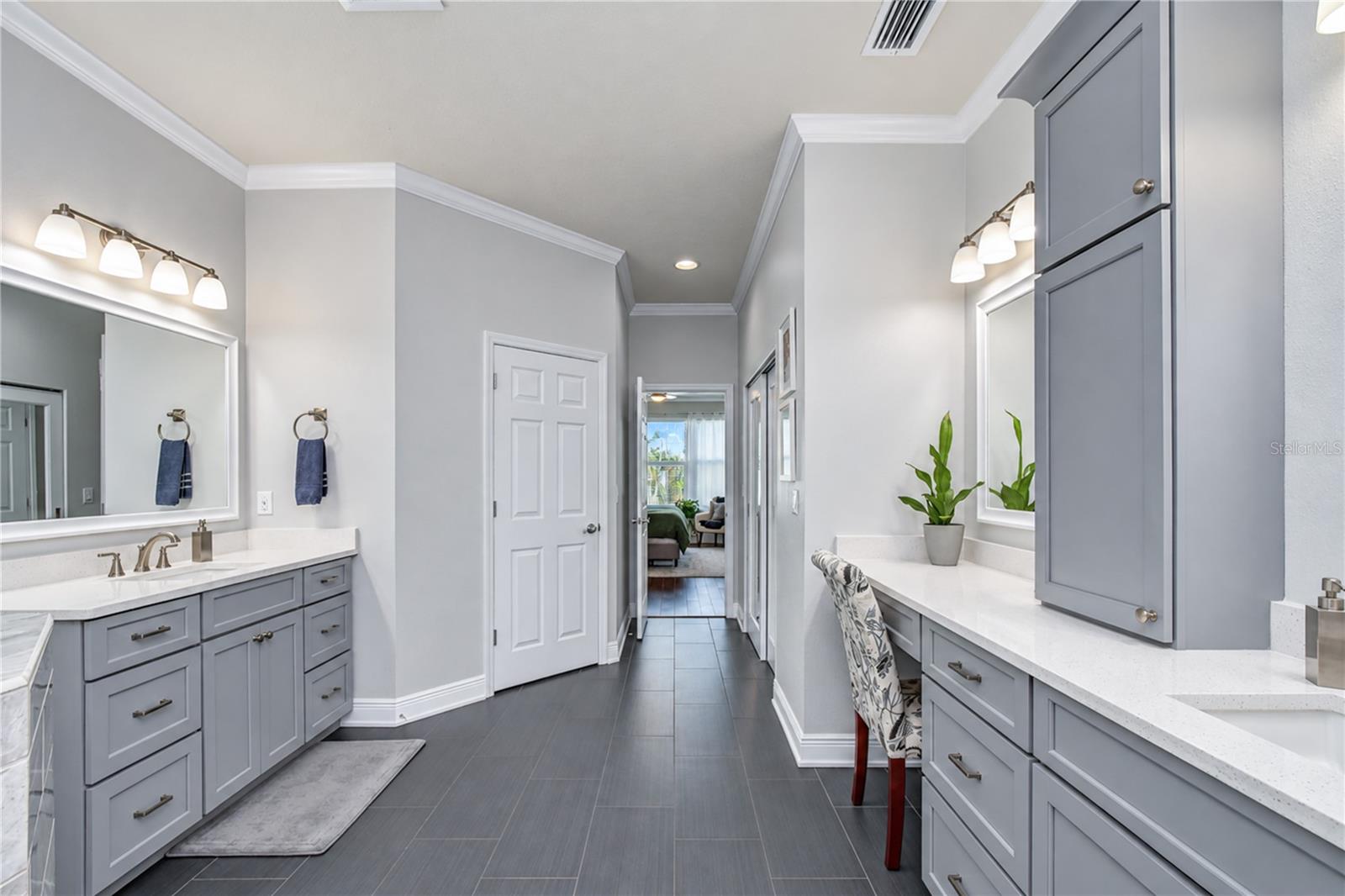 8530 NORTHTON GROVES BLVD — photo 27