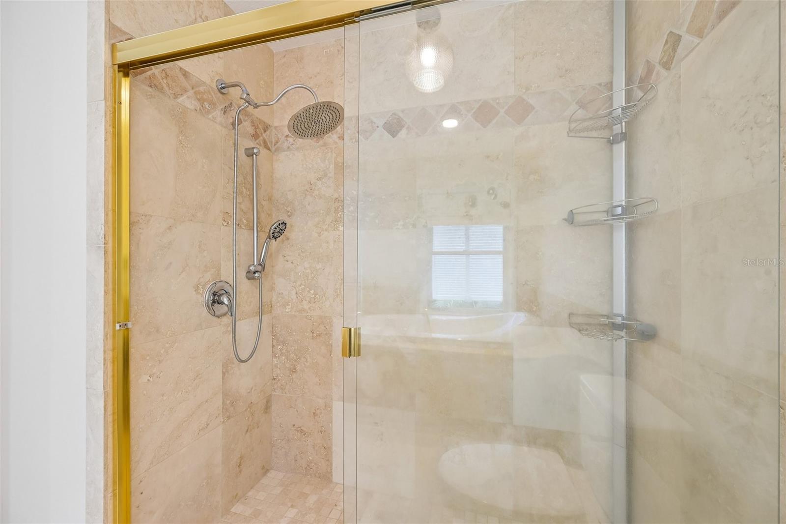 817 OAK VISTA DR — photo 23