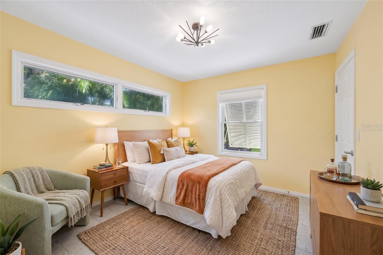 817 OAK VISTA DR — photo 29