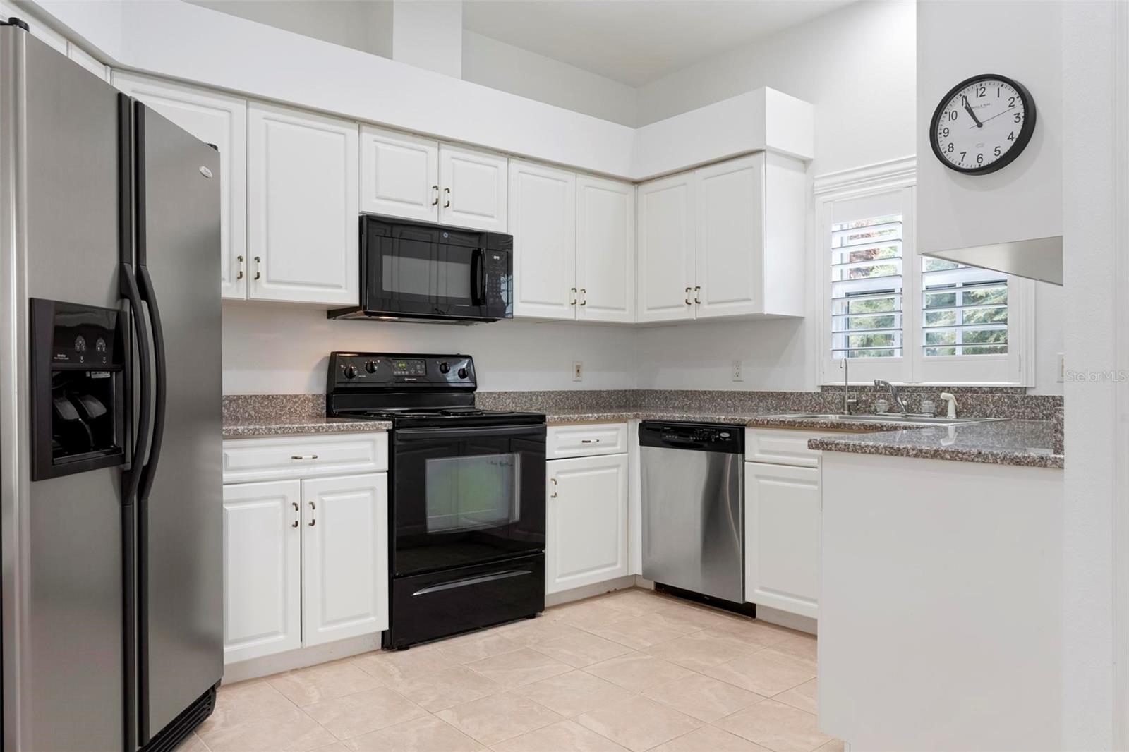 613 KHYBER LN — photo 35