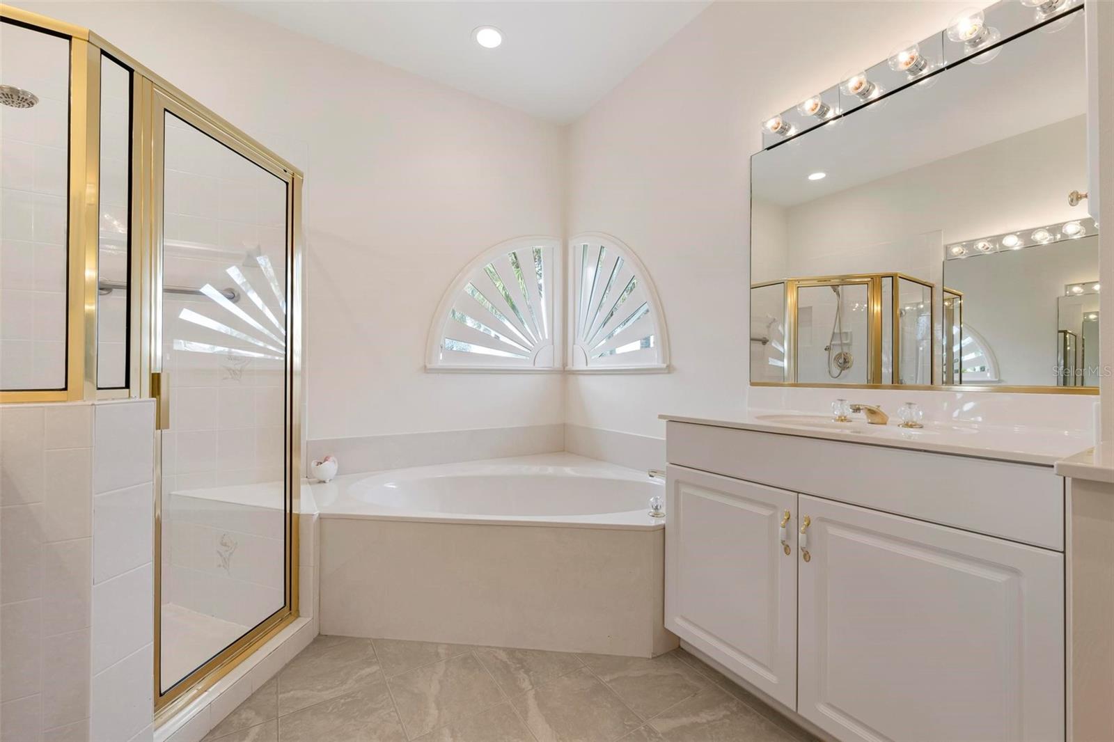 613 KHYBER LN — photo 45