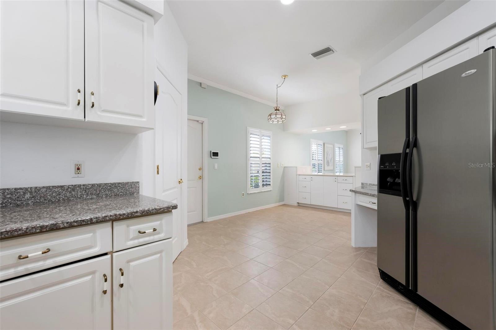 613 KHYBER LN — photo 37