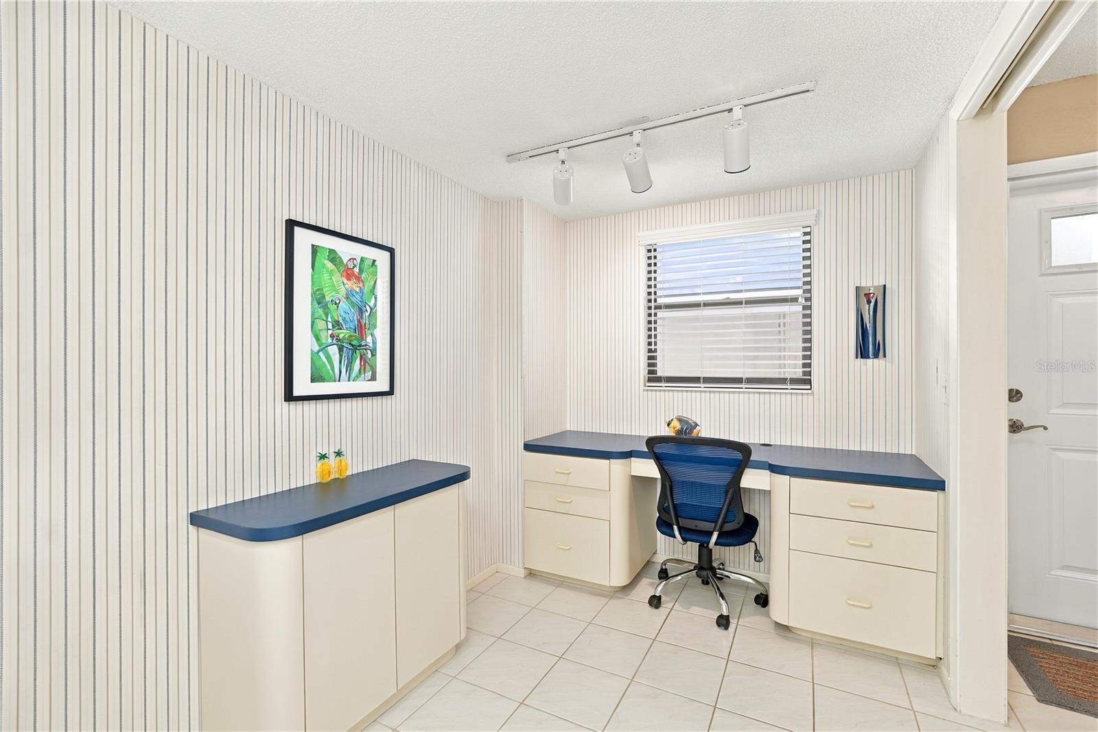 8701 MIDNIGHT PASS RD #304A — photo 33