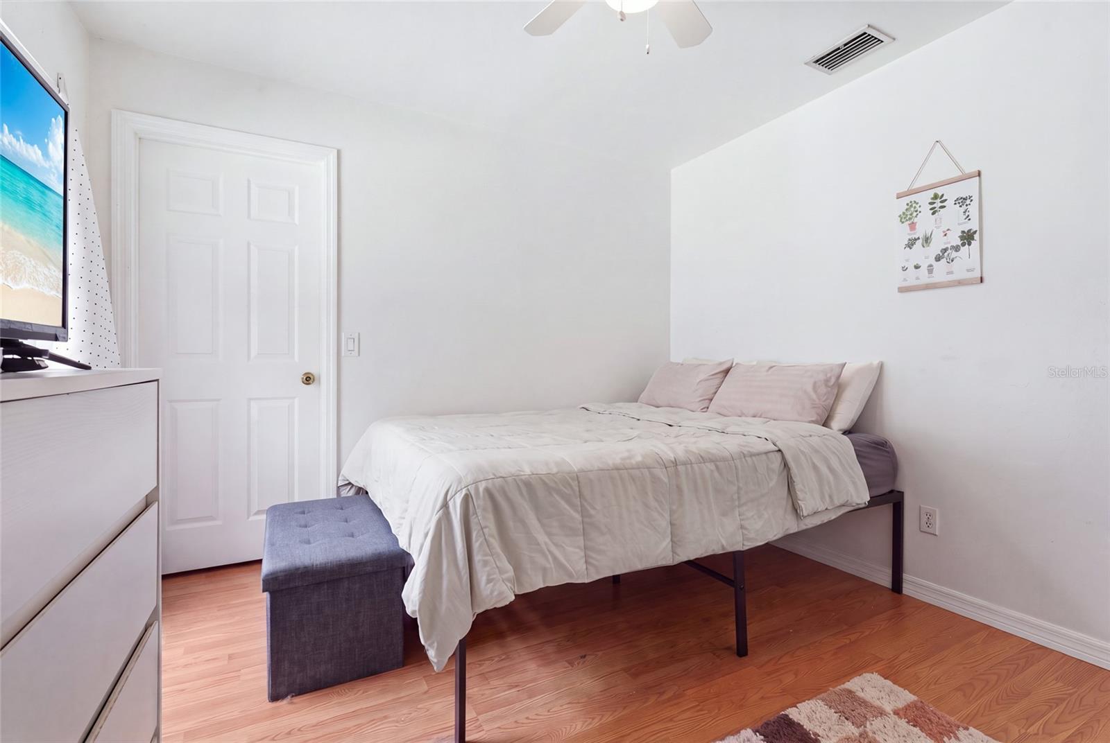 2661 MUGLONE LN — photo 24