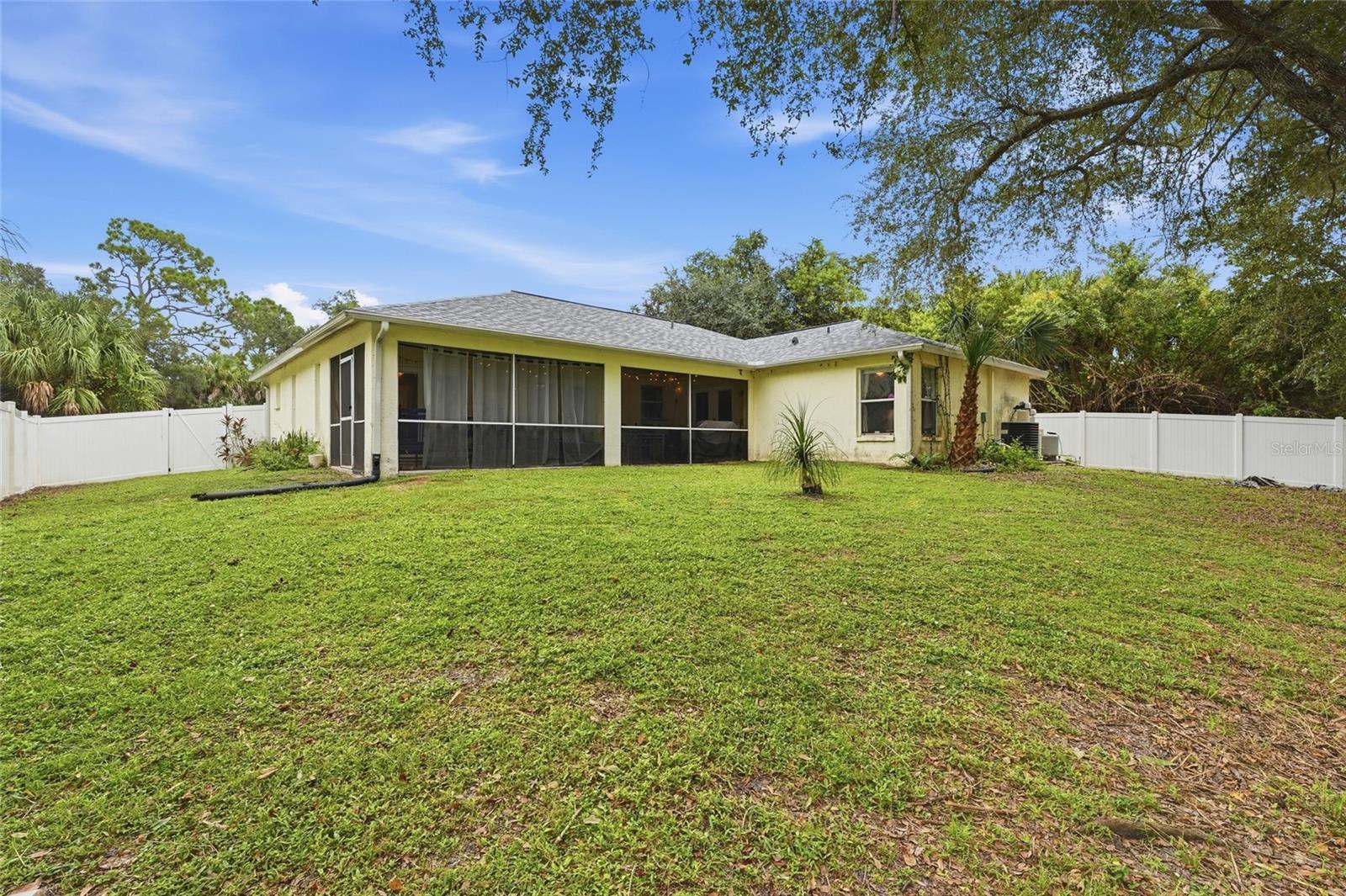 2661 MUGLONE LN — photo 11