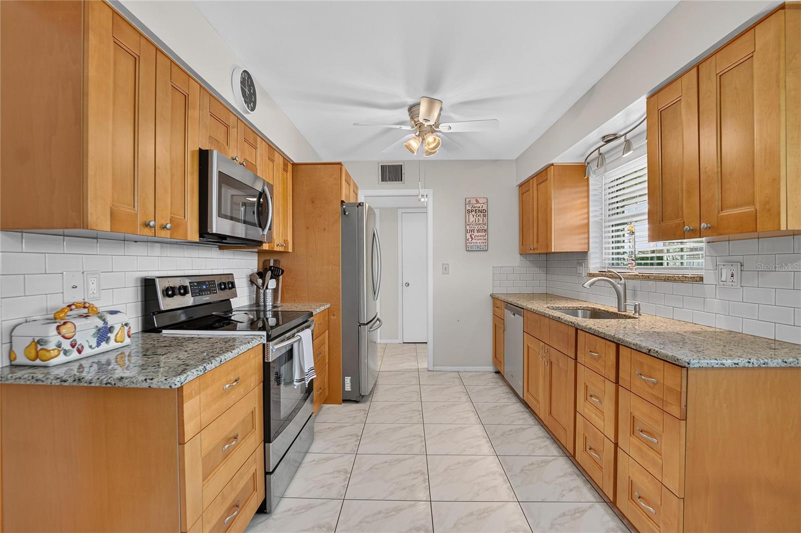1517 ALLEGHENY DR — photo 4