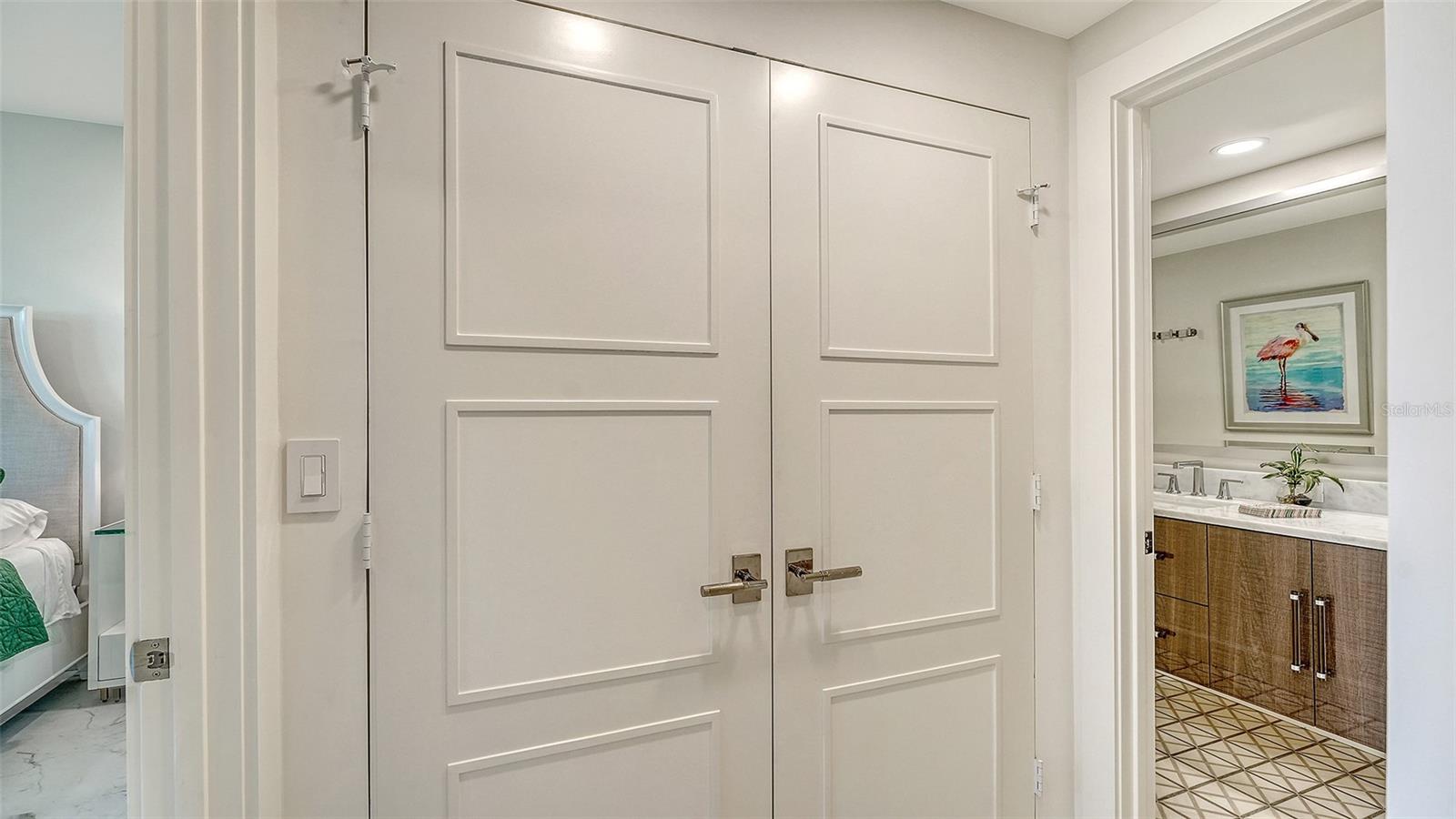 5461 GULF OF MEXICO DR #304 — photo 35