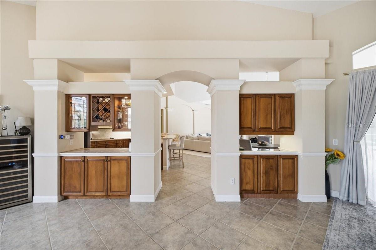 2400 LITTLE COUNTRY RD — photo 10