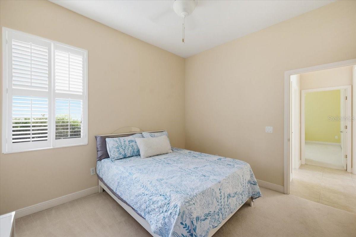 2400 LITTLE COUNTRY RD — photo 32
