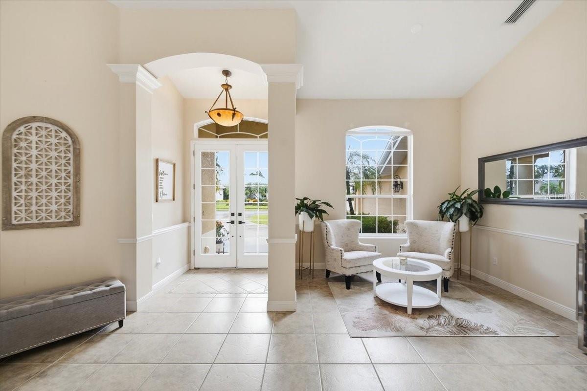 2400 LITTLE COUNTRY RD — photo 3