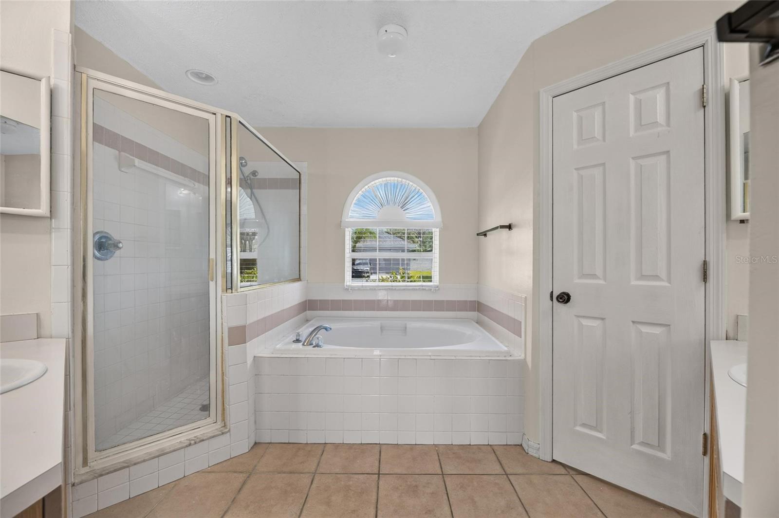 4404 KENDAL CT — photo 19