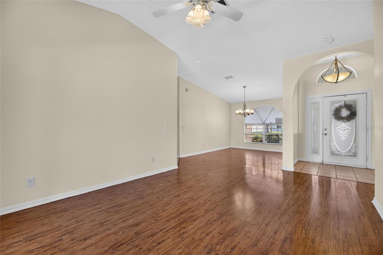 4404 KENDAL CT — photo 34