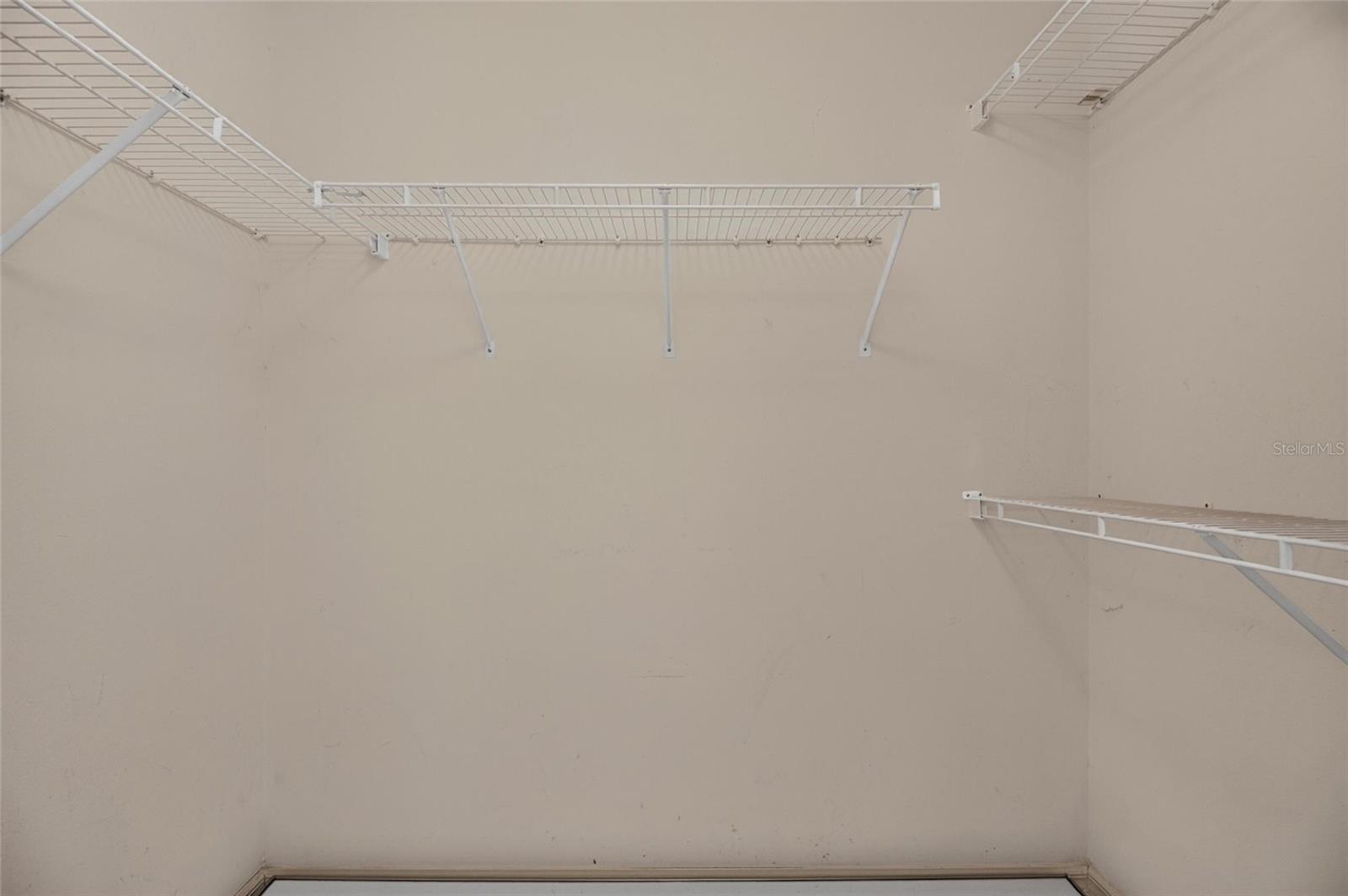 4404 KENDAL CT — photo 23