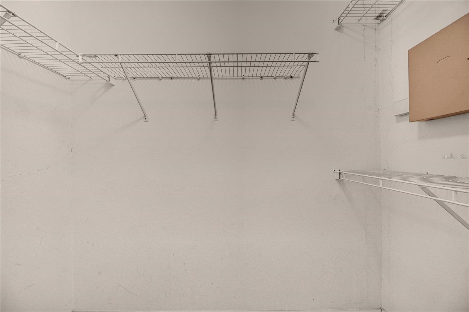 4404 KENDAL CT — photo 24