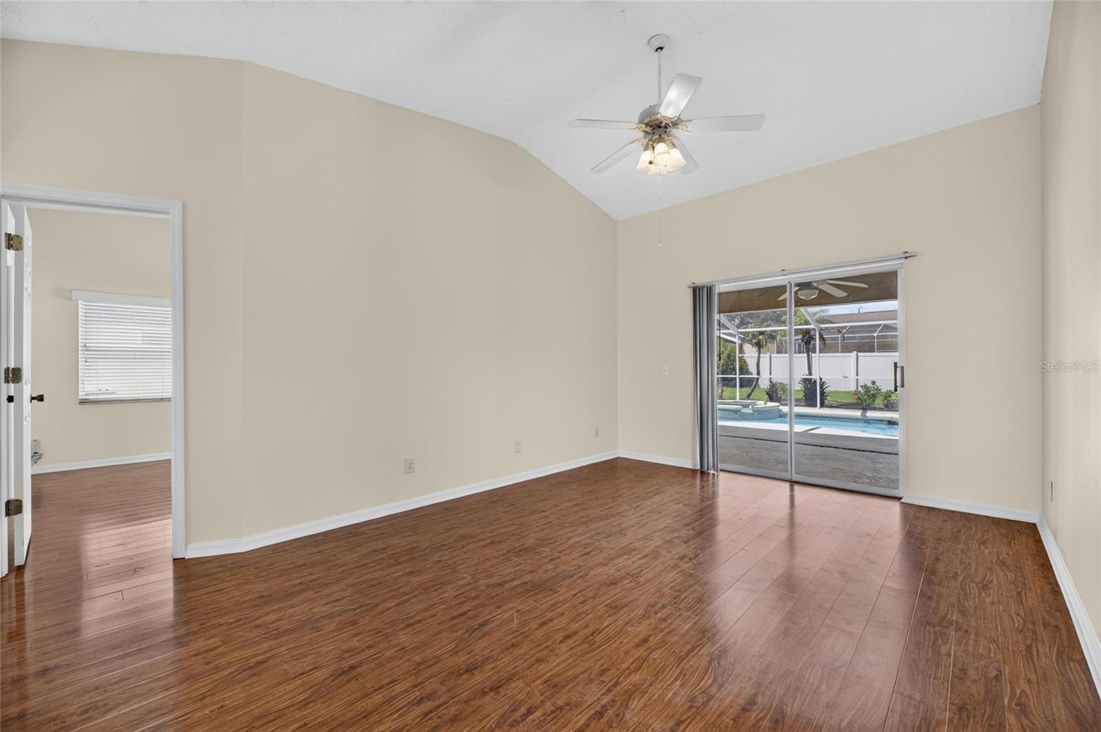 4404 KENDAL CT — photo 31