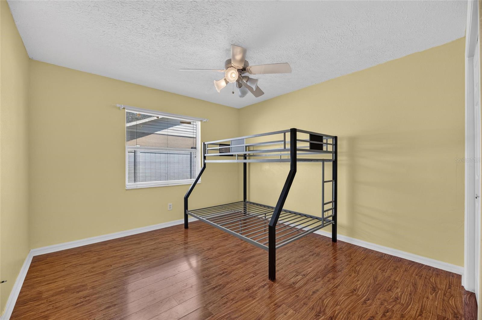 4404 KENDAL CT — photo 46