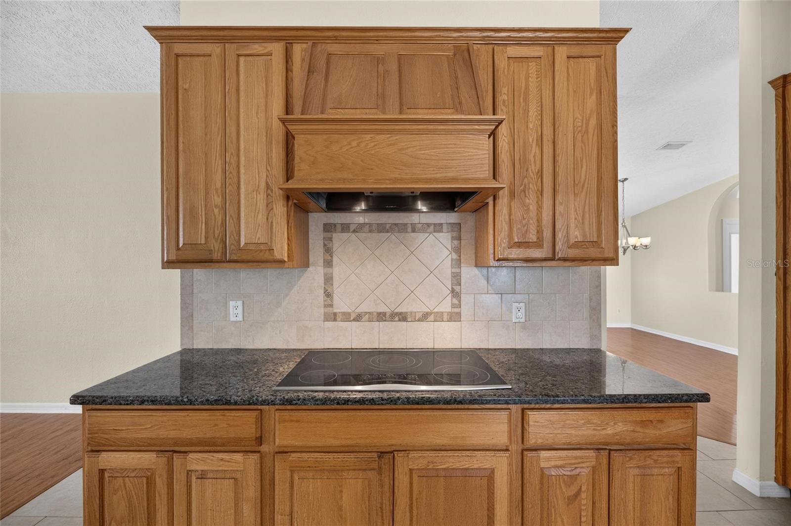 4404 KENDAL CT — photo 4