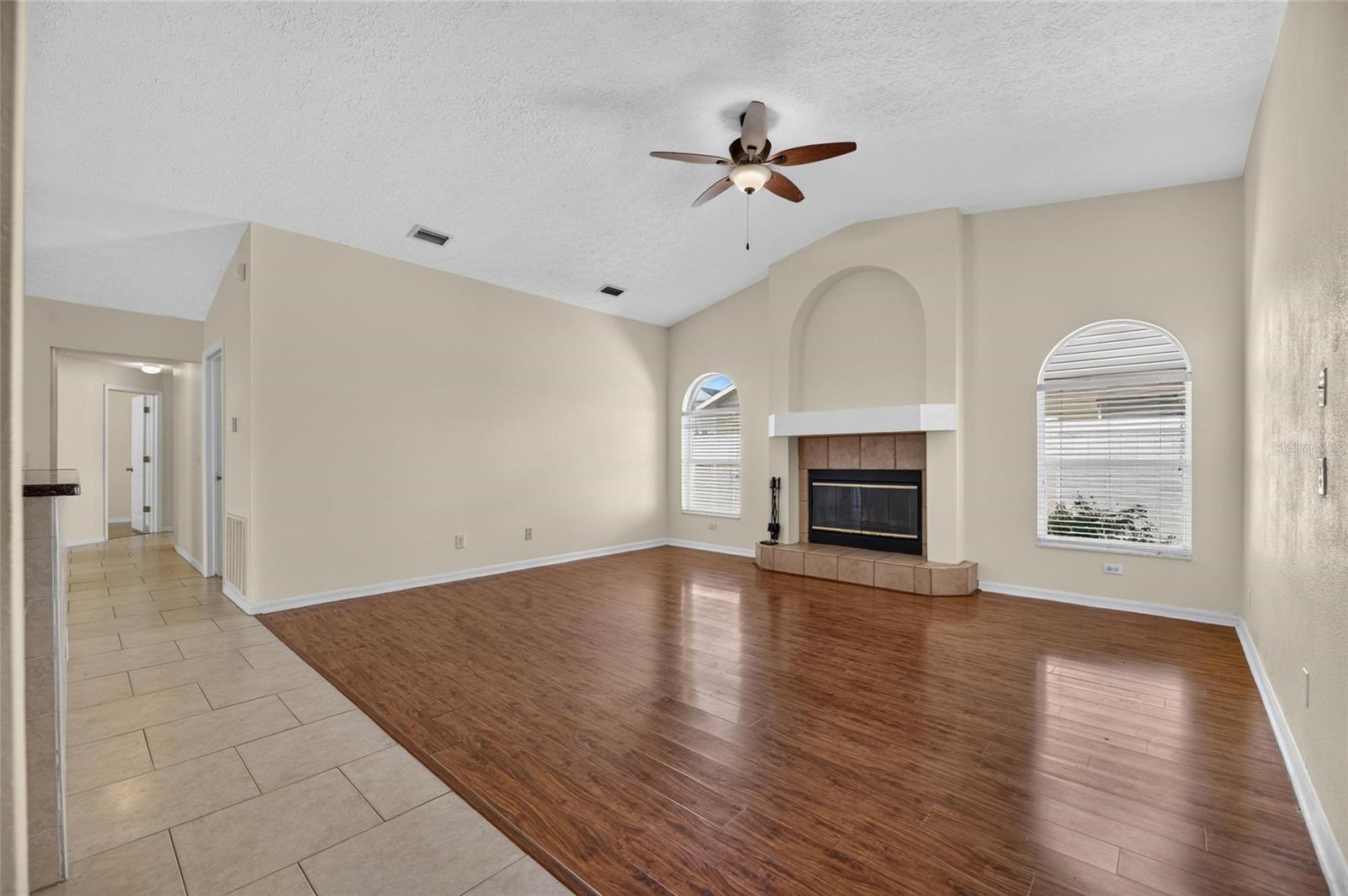 4404 KENDAL CT — photo 25