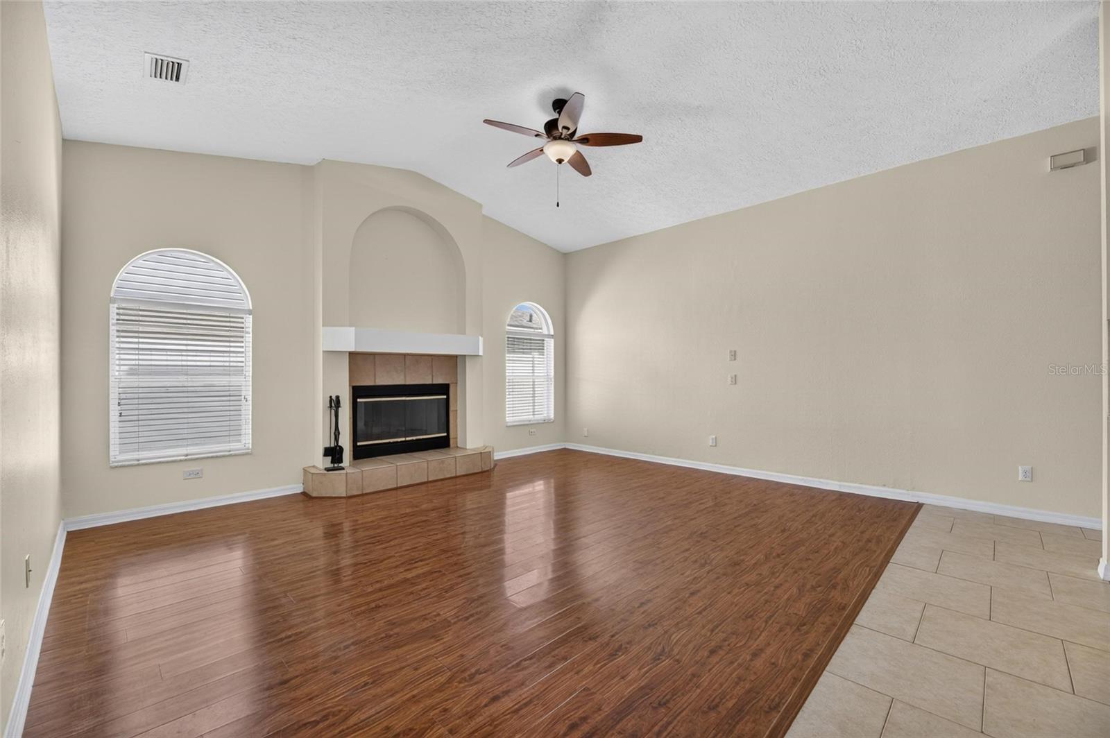 4404 KENDAL CT — photo 27