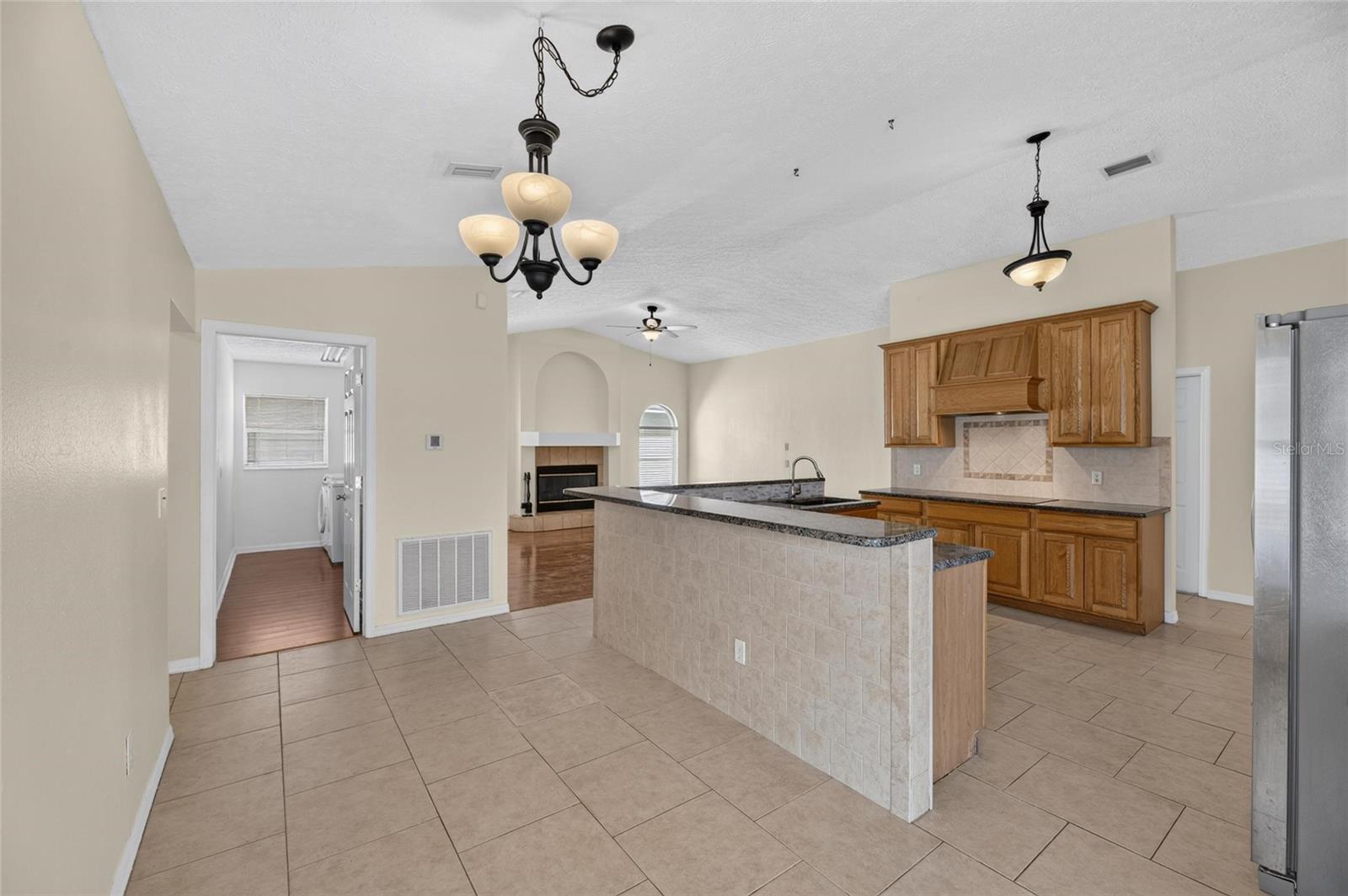 4404 KENDAL CT — photo 11