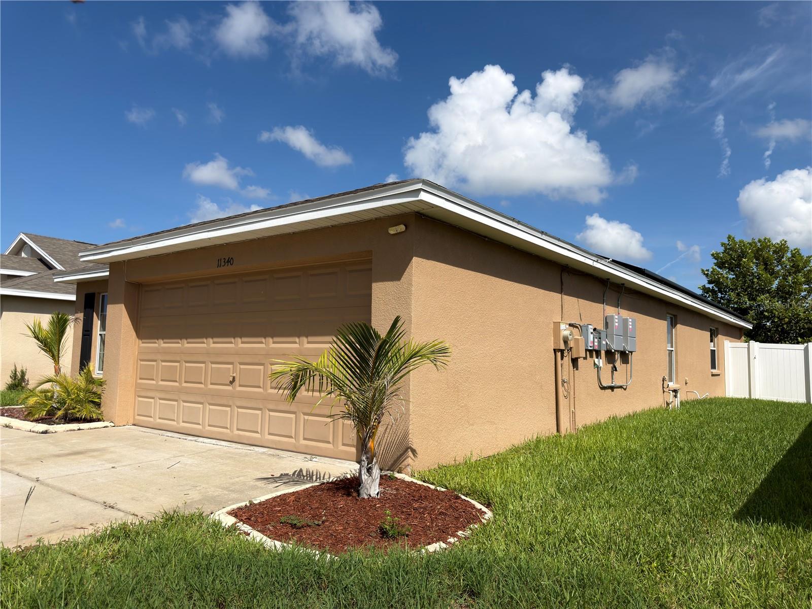 11340 SOUTHWIND LAKE DR — photo 3