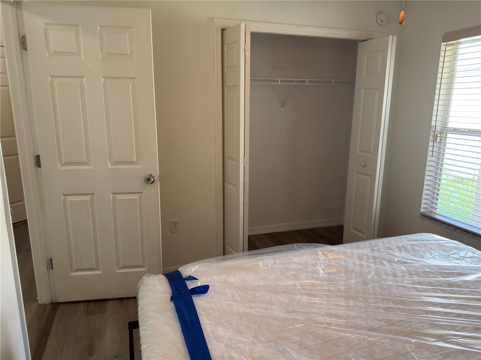 11340 SOUTHWIND LAKE DR — photo 25
