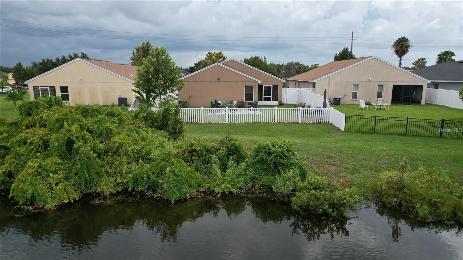 11340 SOUTHWIND LAKE DR — photo 37