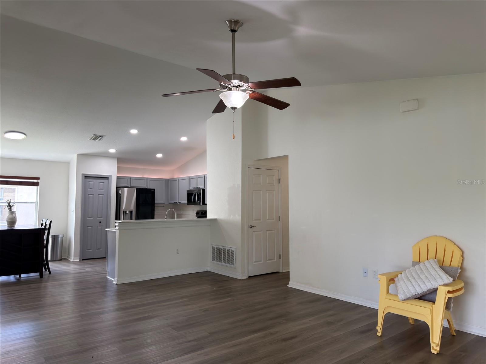11340 SOUTHWIND LAKE DR — photo 9
