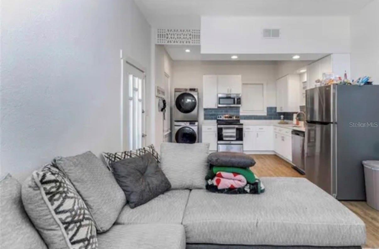 210 E PLYMOUTH ST #A — photo 6