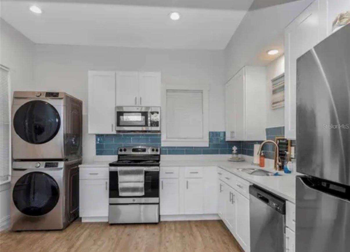210 E PLYMOUTH ST #A — photo 4