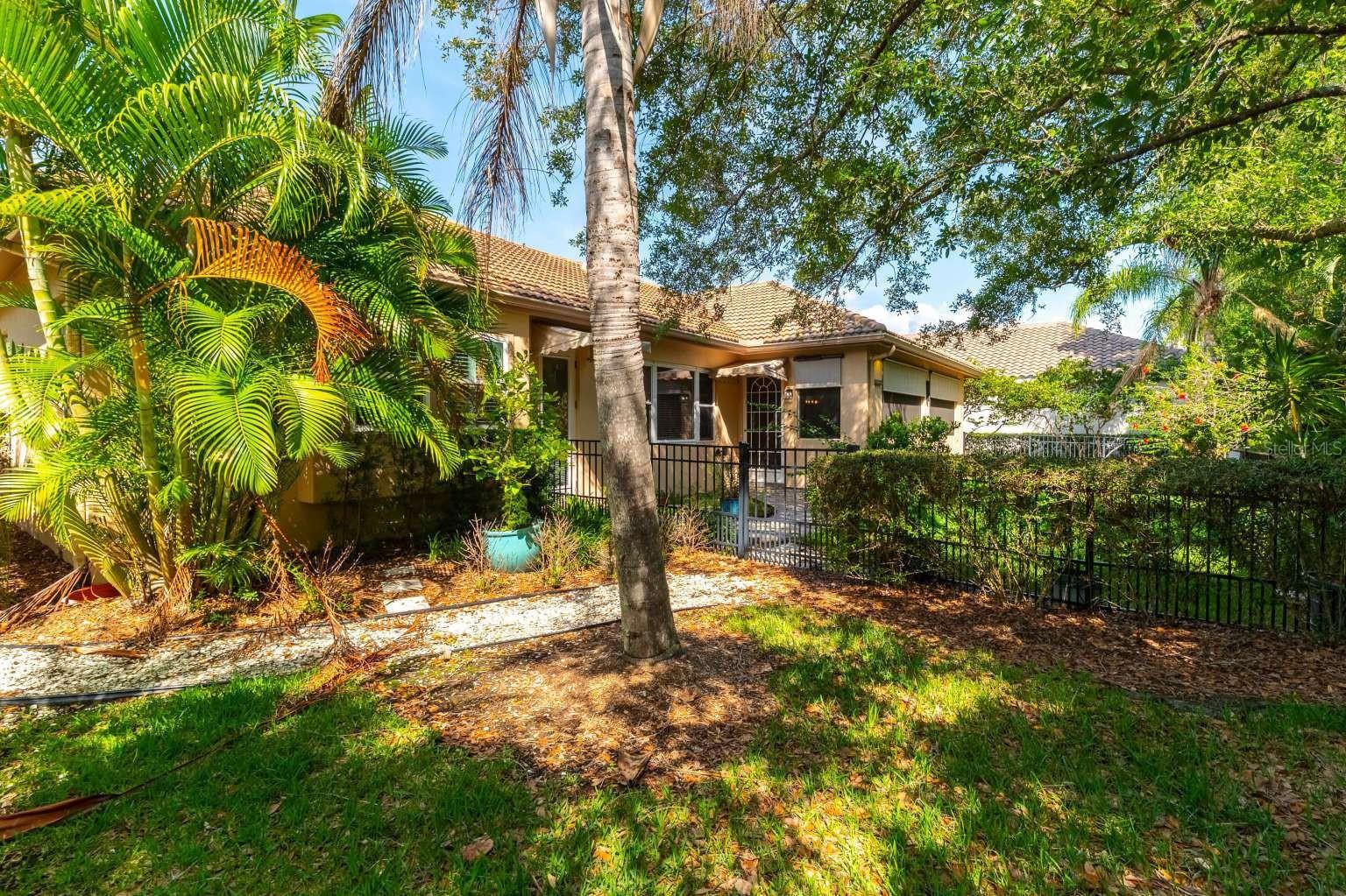 6914 STANHOPE PL — photo 29