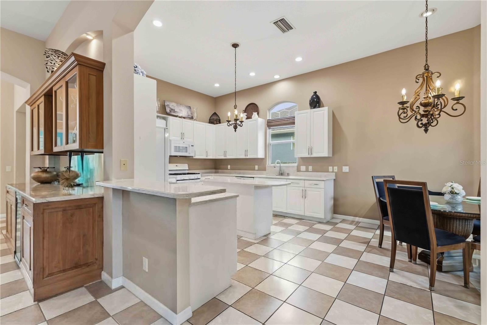 7907 ASHLEY CIR — photo 26