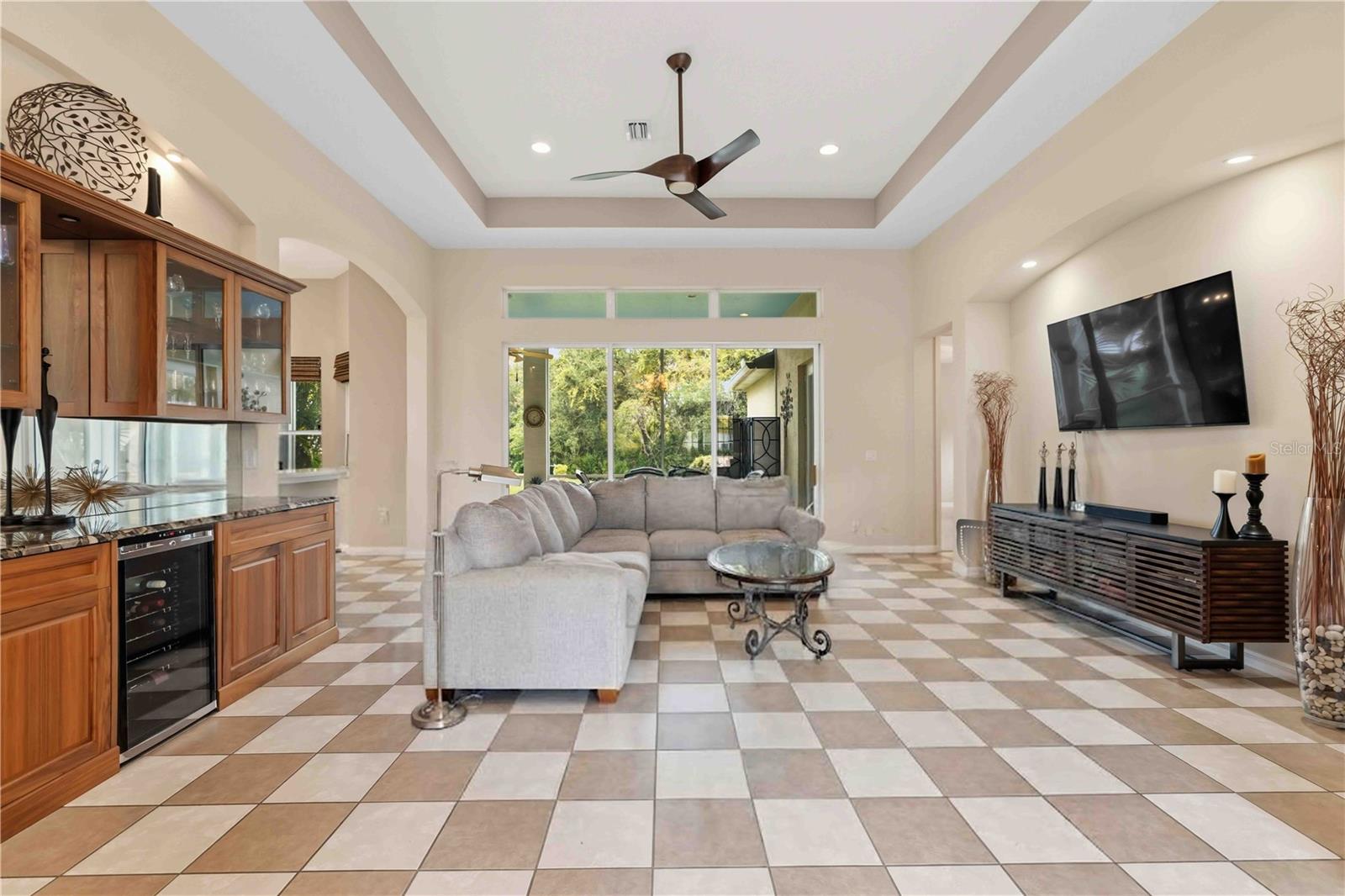 7907 ASHLEY CIR — photo 5