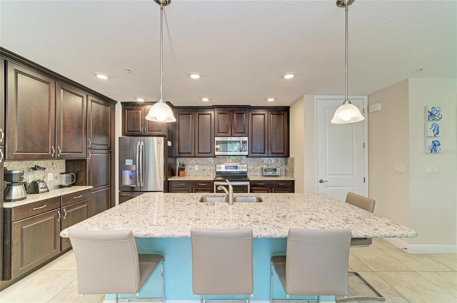 391 ARUBA CIR #101 — photo 18
