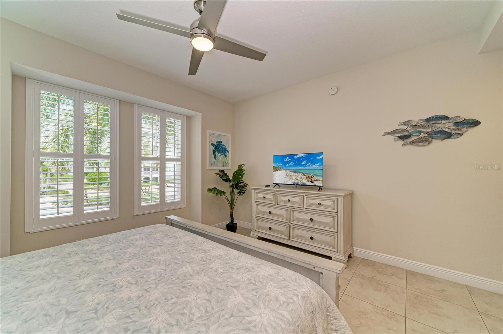 391 ARUBA CIR #101 — photo 25