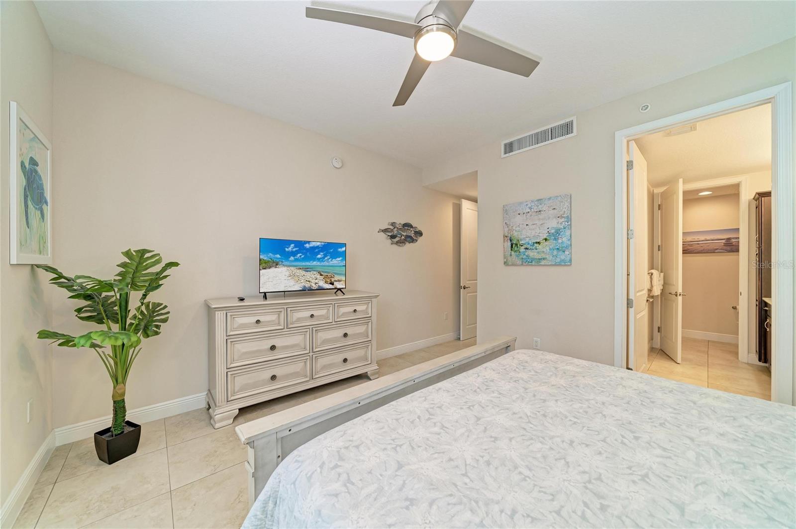 391 ARUBA CIR #101 — photo 24