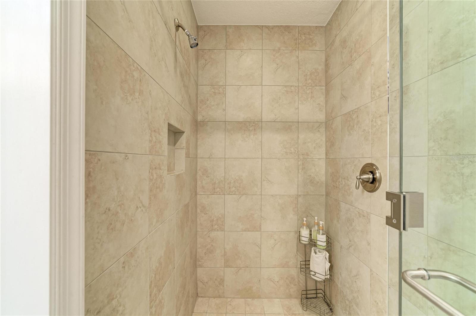 391 ARUBA CIR #101 — photo 29