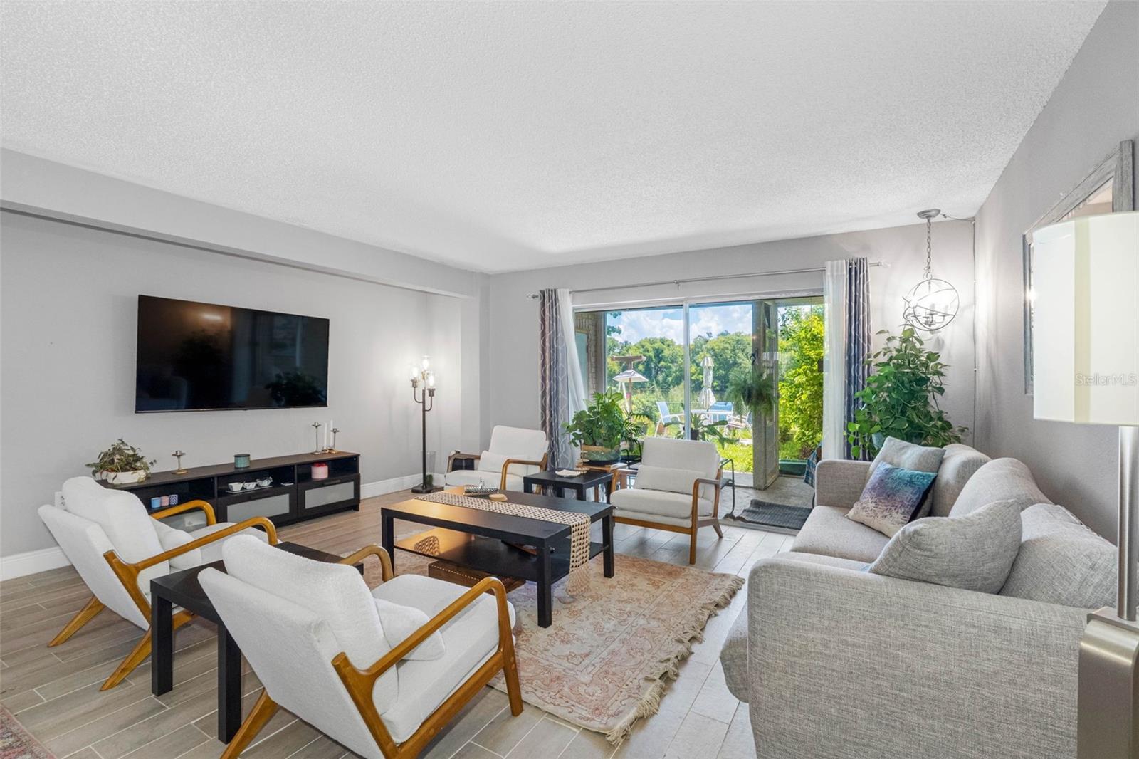 7210 N MANHATTAN AVE #1813 — photo 4