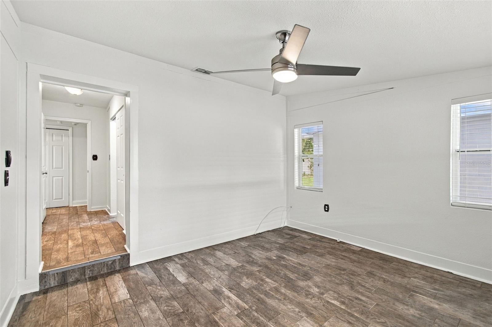 4107 W WYOMING AVE — photo 16