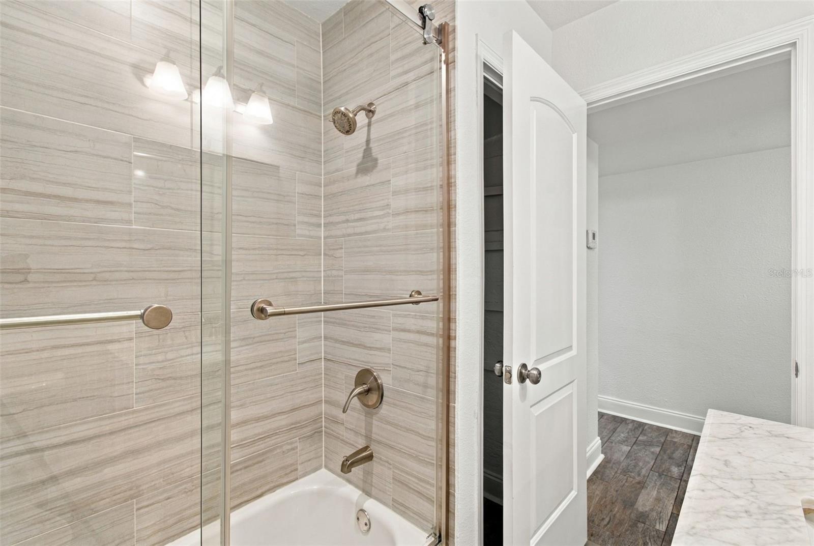 4107 W WYOMING AVE — photo 24