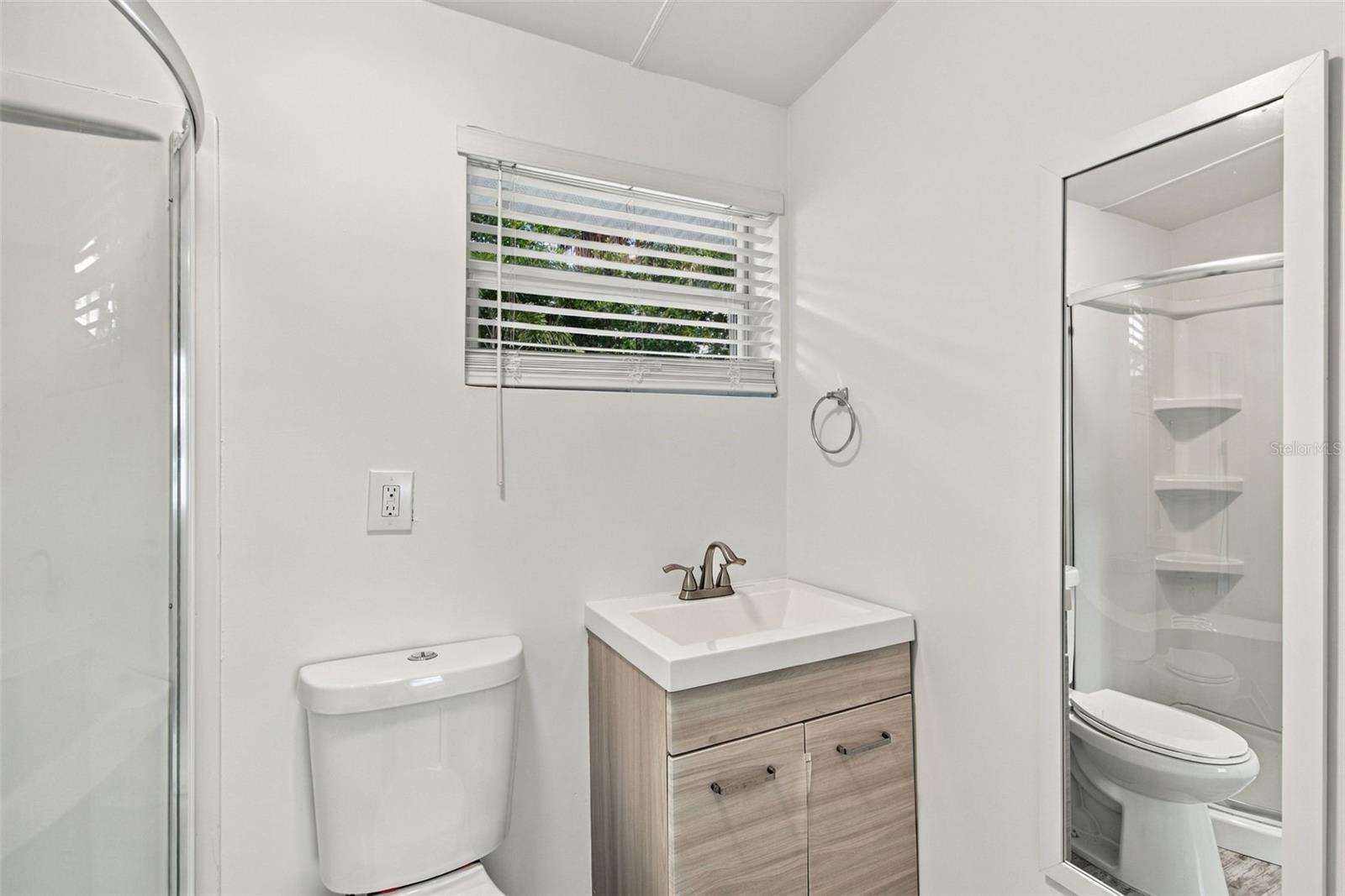 4107 W WYOMING AVE — photo 34