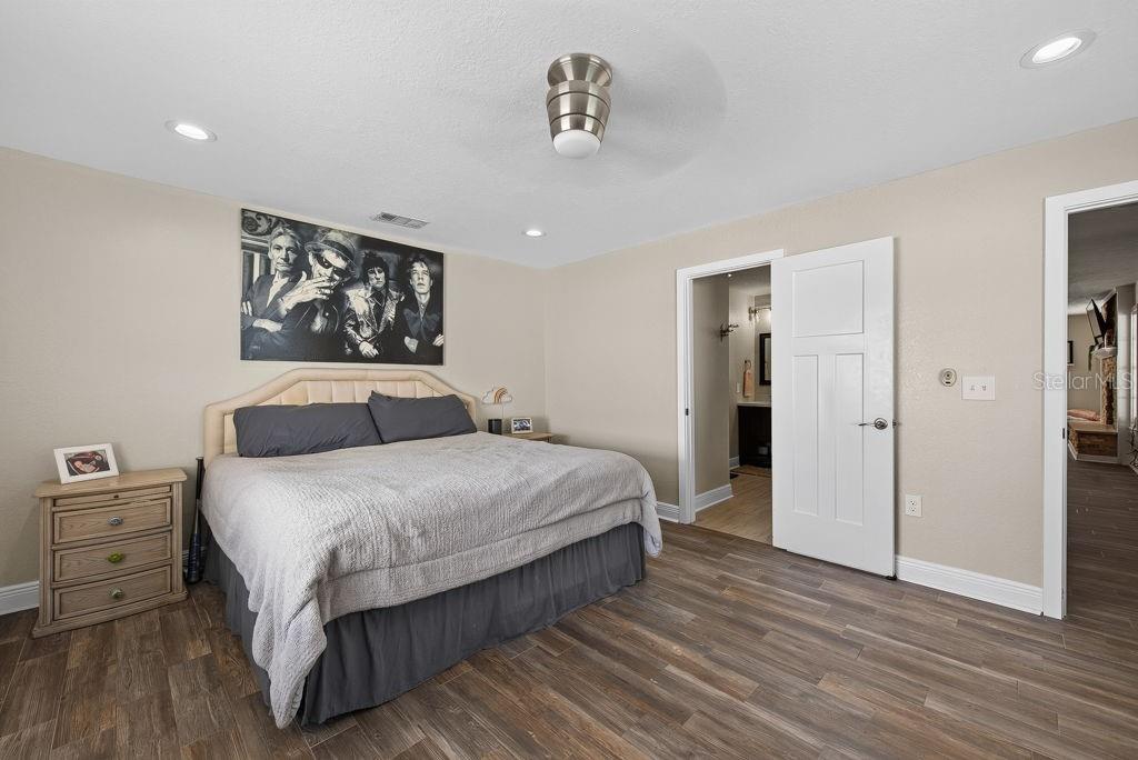 4710 W TRILBY AVE — photo 25