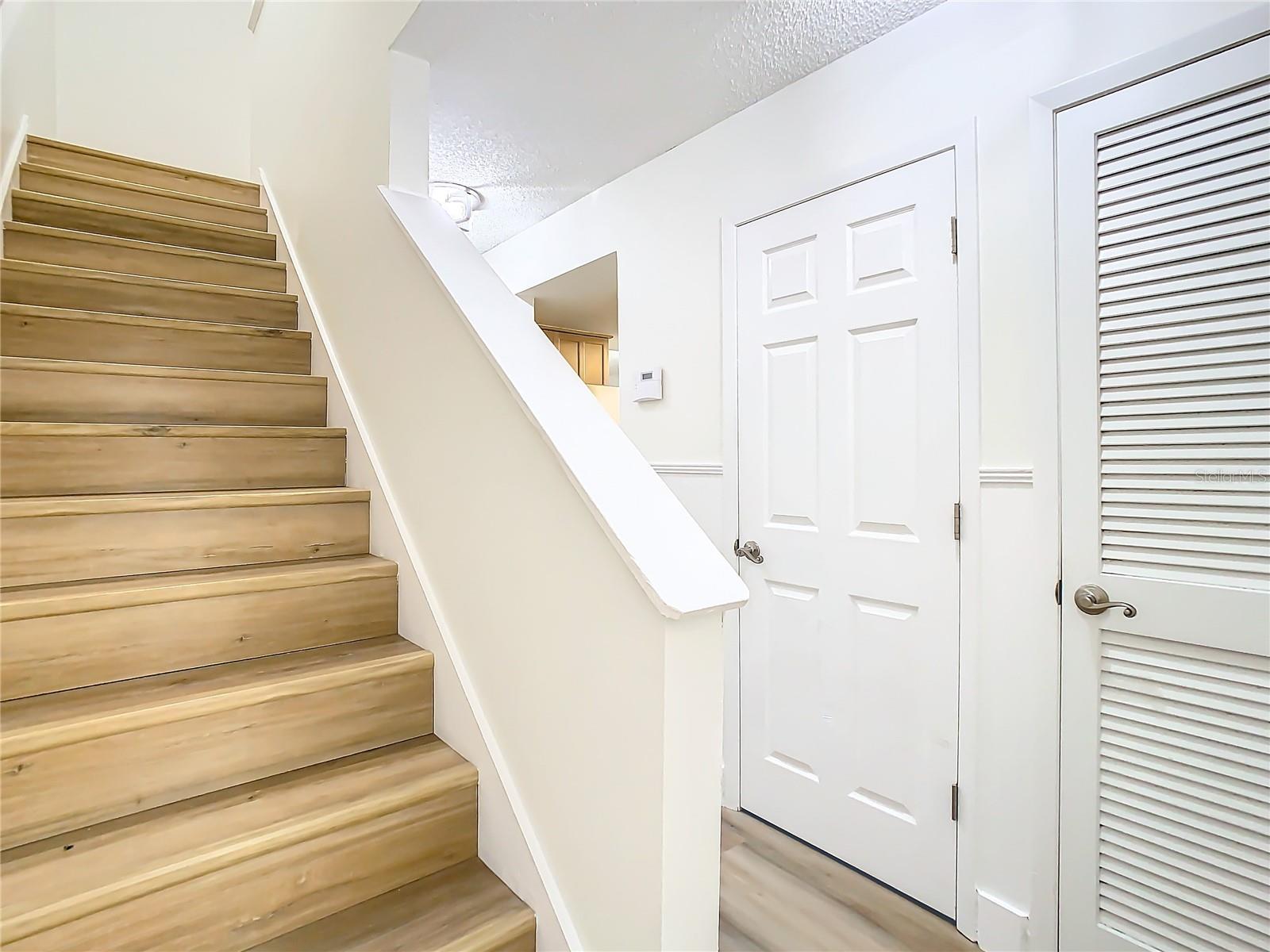 11237 CEDAR HOLLOW LN — photo 24