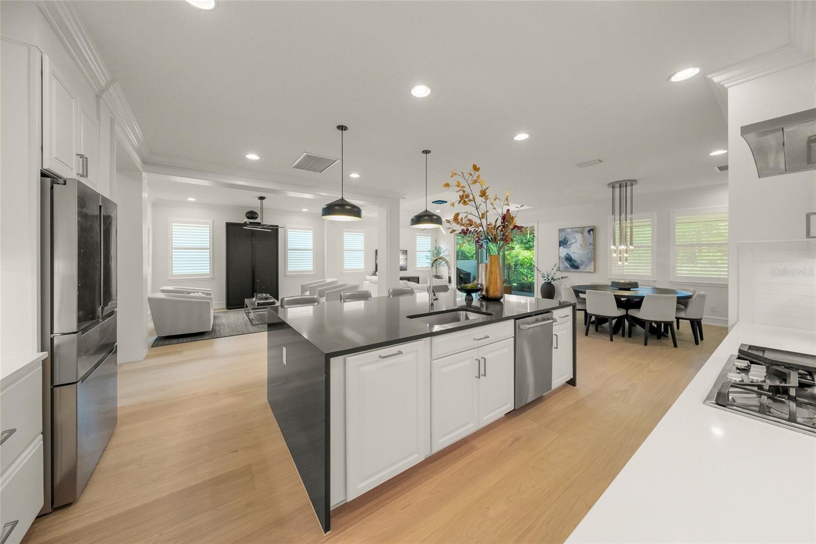 11504 APPLE TREE CIR — photo 13