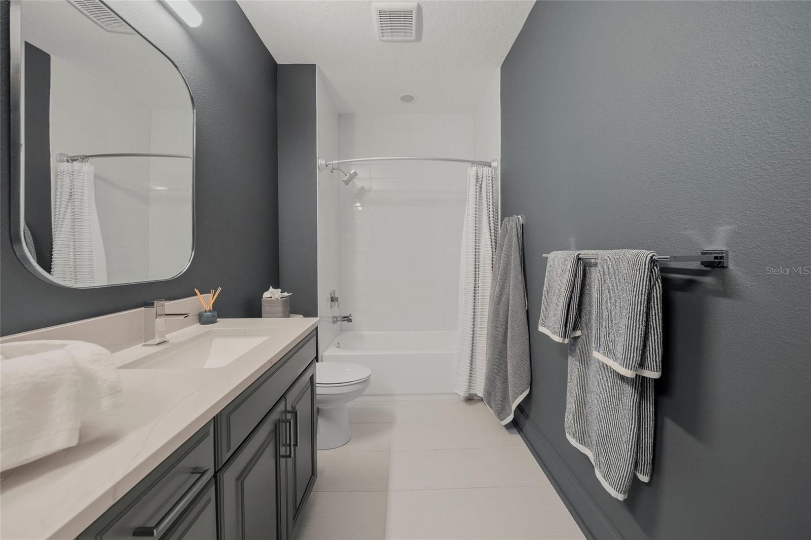 11504 APPLE TREE CIR — photo 51