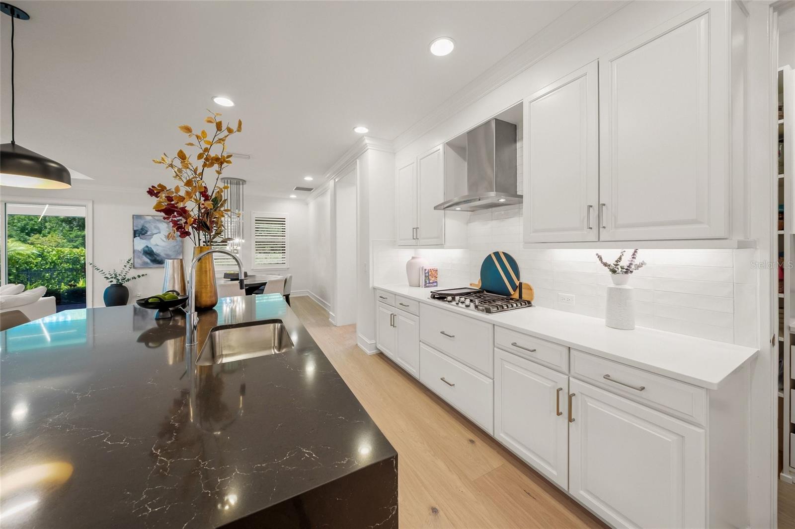 11504 APPLE TREE CIR — photo 11