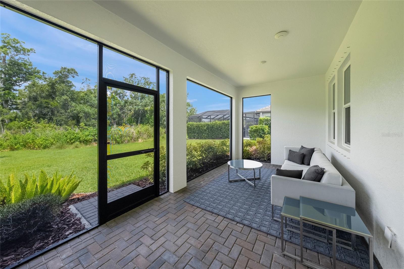 11504 APPLE TREE CIR — photo 59