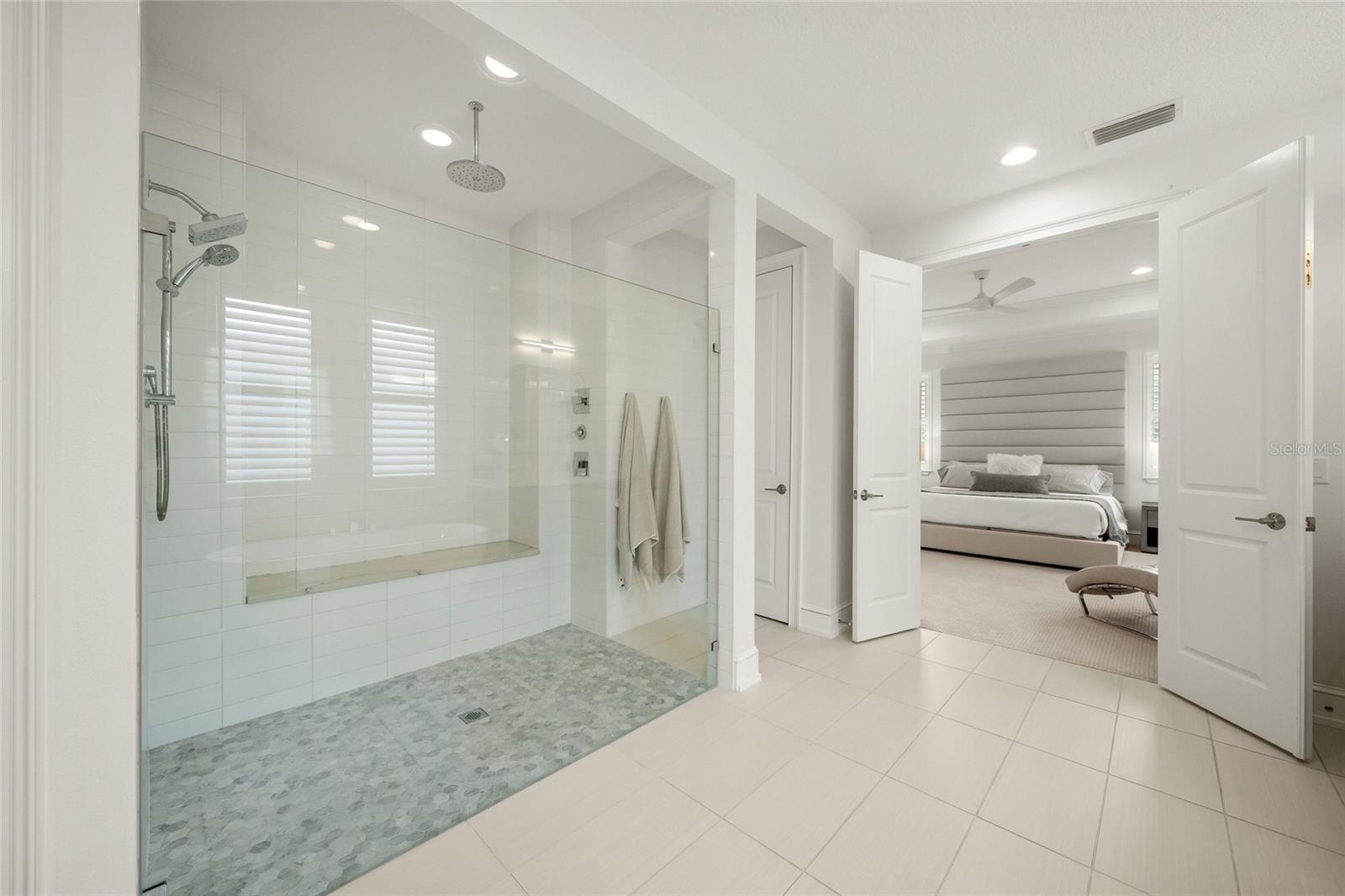 11504 APPLE TREE CIR — photo 34