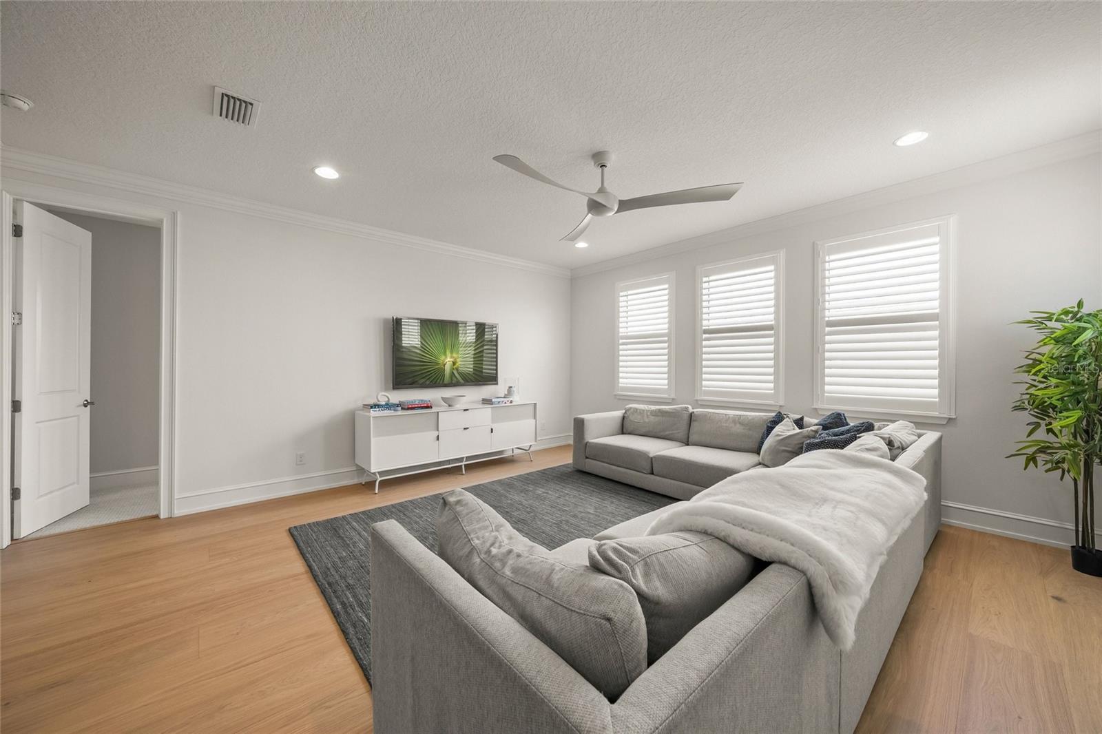 11504 APPLE TREE CIR — photo 43