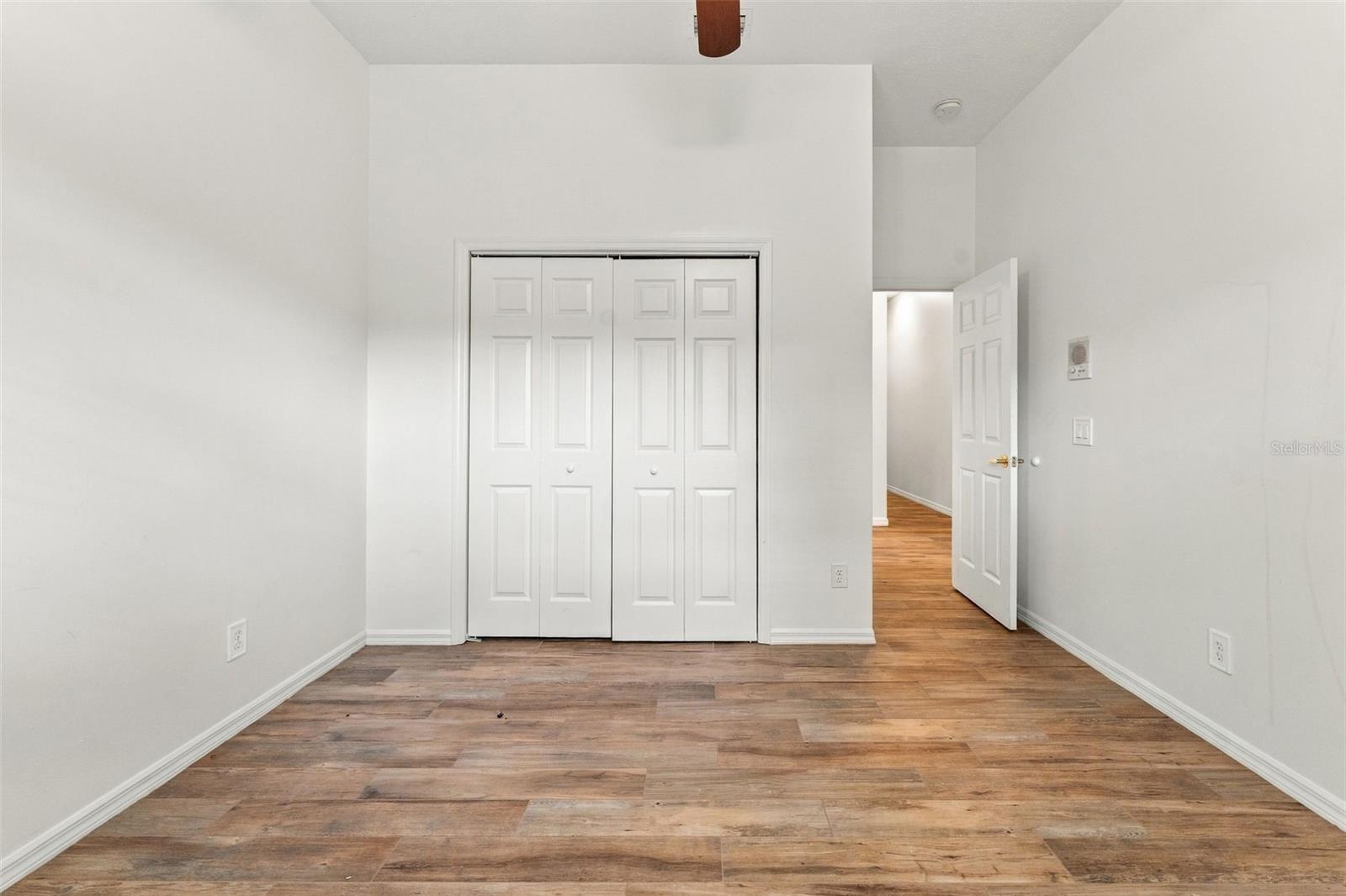 2561 REGAL RIVER RD — photo 39